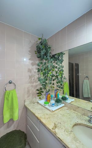 Apartamento à venda com 165m², 4 quartos e 2 vagasBanheiro da Suíte
