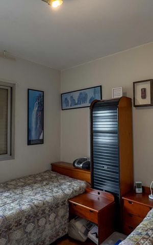 Apartamento à venda com 165m², 4 quartos e 2 vagasQuarto 2