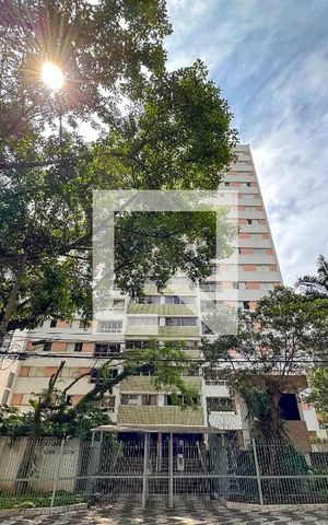 Apartamento à venda com 165m², 4 quartos e 2 vagasFachada