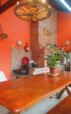 Casa à venda com 210m², 3 quartos e 4 vagasEspaço Gourmet