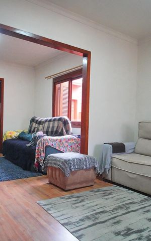 Casa à venda com 210m², 3 quartos e 4 vagasSala