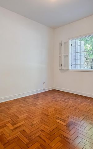 Casa para alugar com 130m², 3 quartos e 2 vagasSuíte