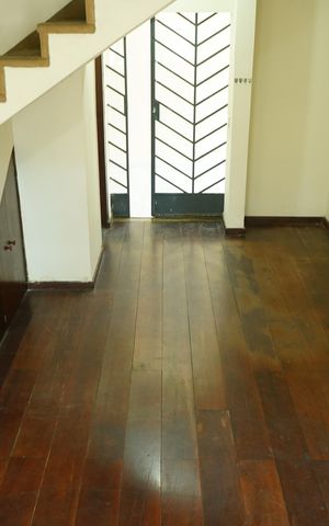 Casa à venda com 150m², 4 quartos e 1 vagaSala