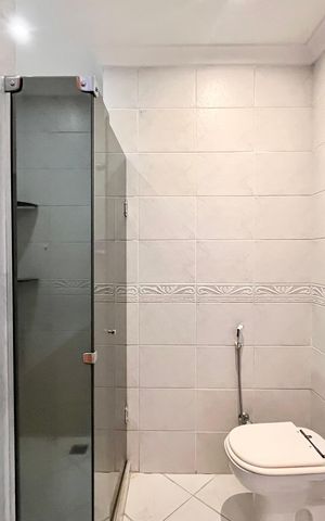 Apartamento para alugar com 92m², 2 quartos e 1 vaga Apartamento para alugar com 92m², 2 quartos e 1 vagaBanheiro da Suíte