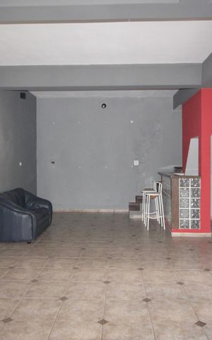 Casa para alugar com 409m², 4 quartos e 5 vagasSalão de Festas