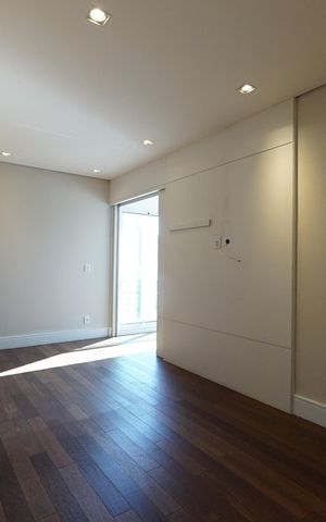 Apartamento à venda com 160m², 3 quartos e 4 vagasSuíte 2