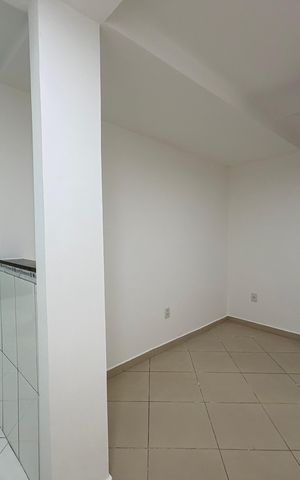 Casa para alugar com 50m², 1 quarto e sem vaga Casa para alugar com 50m², 1 quarto e sem vagaSala