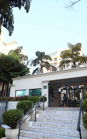 Apartamento à venda com 163m², 2 quartos e 3 vagasFachada