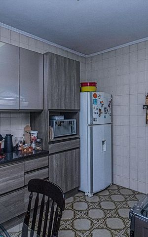 Casa à venda com 150m², 2 quartos e 2 vagas Casa à venda com 150m², 2 quartos e 2 vagascozinha_4