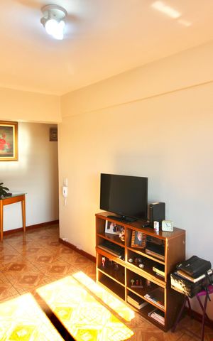 Apartamento à venda com 60m², 2 quartos e 1 vaga Apartamento à venda com 60m², 2 quartos e 1 vagaSala