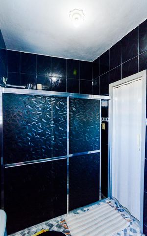Casa à venda com 145m², 3 quartos e 5 vagasBanheiro Social