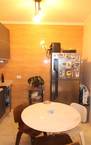 Casa de condomínio para alugar com 79m², 2 quartos e 1 vagaCozinha