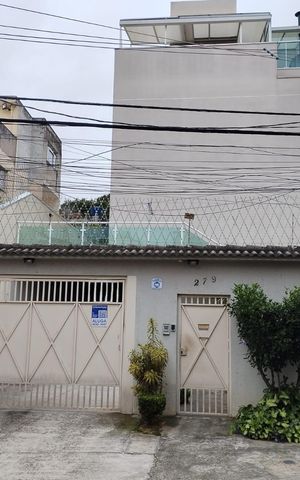 Casa de condomínio para alugar com 79m², 2 quartos e 1 vaga Casa de condomínio para alugar com 79m², 2 quartos e 1 vagaFachada