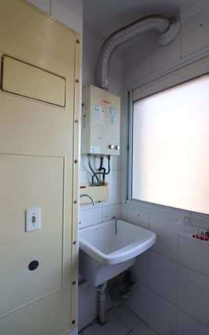 Apartamento para alugar com 55m², 2 quartos e 1 vagaÁrea de Serviço