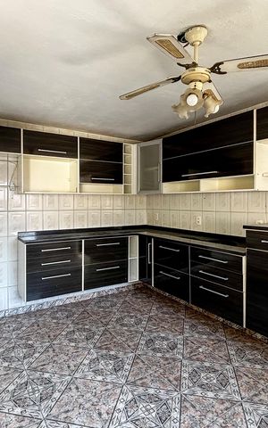 Casa para alugar com 120m², 3 quartos e sem vaga