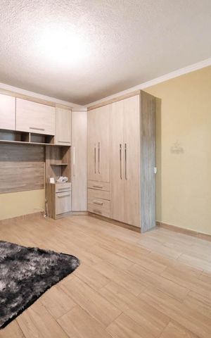 Casa para alugar com 85m², 1 quarto e sem vagaQuarto