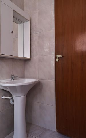 Apartamento para alugar com 75m², 3 quartos e 2 vagas Apartamento para alugar com 75m², 3 quartos e 2 vagasBanheiro