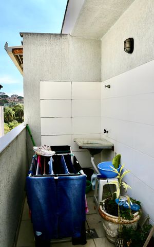 Apartamento à venda com 77m², 3 quartos e 2 vagas Apartamento à venda com 77m², 3 quartos e 2 vagasCozinha e Área de Serviço