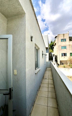 Apartamento à venda com 77m², 3 quartos e 2 vagas Apartamento à venda com 77m², 3 quartos e 2 vagasCozinha e Área de Serviço