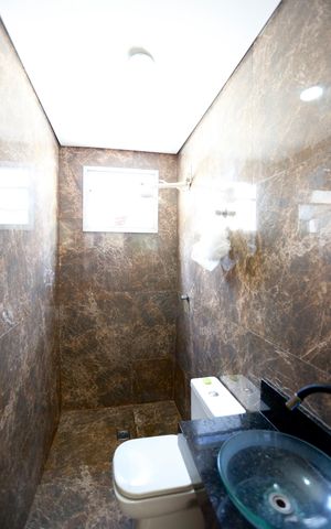 Apartamento à venda com 77m², 3 quartos e 2 vagas Apartamento à venda com 77m², 3 quartos e 2 vagasBanheiro Social