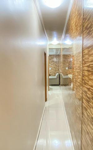 Casa à venda com 276m², 2 quartos e 1 vagaCorredor 