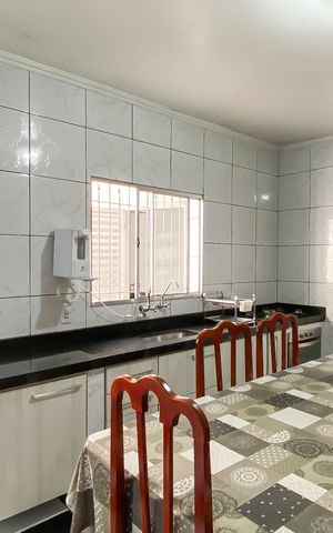 Casa à venda com 276m², 2 quartos e 1 vagaCozinha 