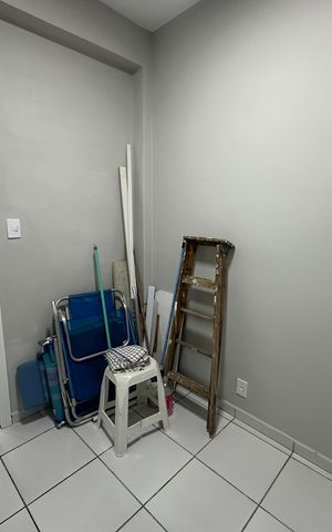 Apartamento para alugar com 105m², 3 quartos e 1 vaga Apartamento para alugar com 105m², 3 quartos e 1 vagaQuarto de Serviço