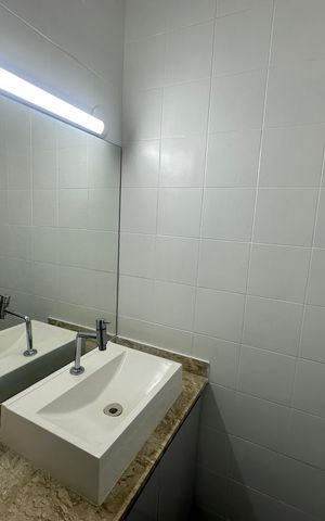 Apartamento para alugar com 105m², 3 quartos e 1 vaga Apartamento para alugar com 105m², 3 quartos e 1 vagaBanheiro 1