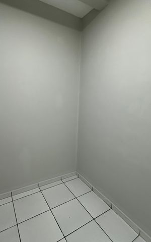 Apartamento para alugar com 105m², 3 quartos e 1 vaga Apartamento para alugar com 105m², 3 quartos e 1 vagaQuarto de Serviço