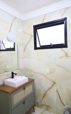 Casa à venda com 150m², 3 quartos e 2 vagasBanheiro 4