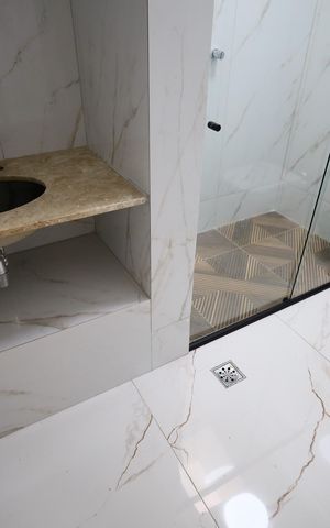 Casa à venda com 150m², 3 quartos e 2 vagasBanheiro da Suíte 3