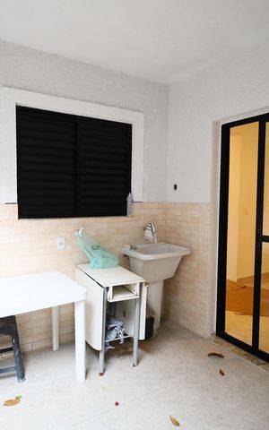 Casa à venda com 150m², 3 quartos e 2 vagasÁrea de Serviço