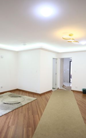 Casa à venda com 150m², 3 quartos e 2 vagasSala