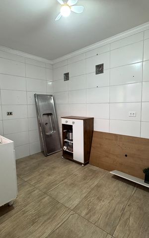 Casa para alugar com 76m², 2 quartos e 1 vaga Casa para alugar com 76m², 2 quartos e 1 vagaCozinha