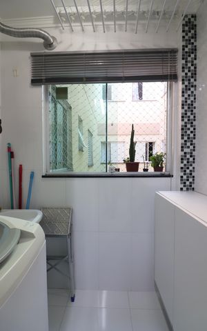 Apartamento à venda com 81m², 3 quartos e 1 vagaÁrea de Serviço
