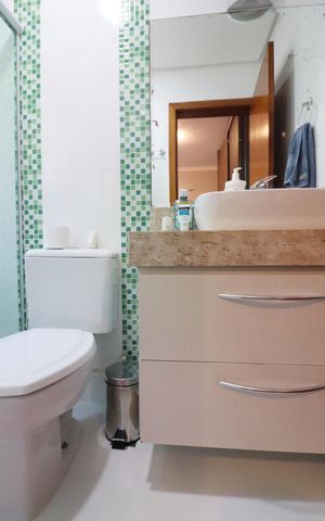 Apartamento à venda com 81m², 3 quartos e 1 vagaQuarto 1 - Suíte Banheiro 