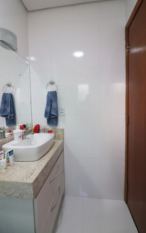 Apartamento à venda com 81m², 3 quartos e 1 vagaQuarto 1 - Suíte Banheiro 