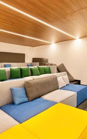 Apartamento à venda com 29m², 1 quarto e sem vaga Apartamento à venda com 29m², 1 quarto e sem vagaÁrea comum - Cinema