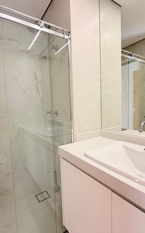 Apartamento à venda com 95m², 2 quartos e 2 vagasBanheiro da Suíte