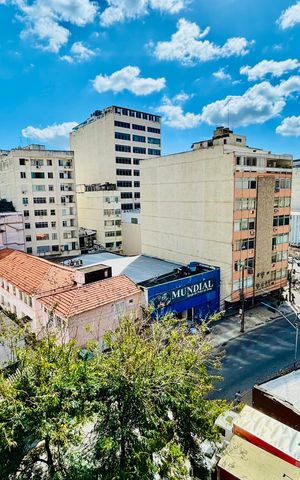 Apartamento para alugar com 73m², 2 quartos e 1 vaga
