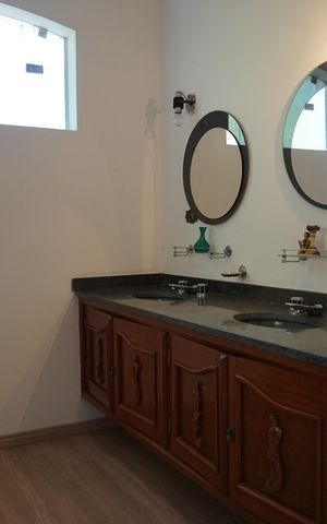 Casa para alugar com 1478m², 5 quartos e 4 vagasBanheiro da Suíte 2