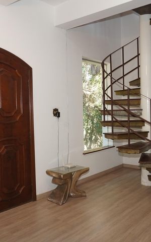 Casa para alugar com 1478m², 5 quartos e 4 vagasHall de entrada