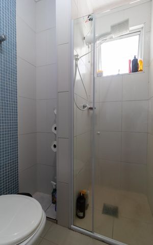 Apartamento à venda com 56m², 2 quartos e 1 vaga Apartamento à venda com 56m², 2 quartos e 1 vagaBanheiro
