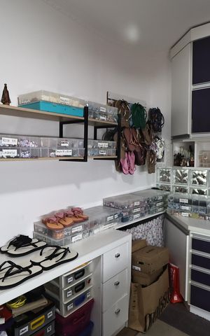 Casa à venda com 230m², 4 quartos e 2 vagas Casa à venda com 230m², 4 quartos e 2 vagasQuarto 1