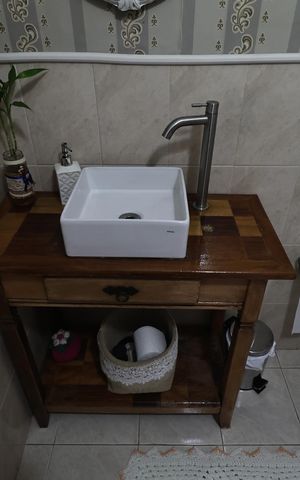 Casa à venda com 230m², 4 quartos e 2 vagas Casa à venda com 230m², 4 quartos e 2 vagasLavabo