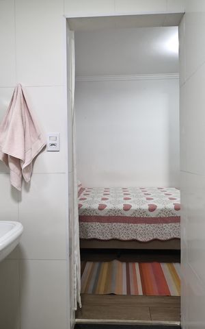 Casa à venda com 230m², 4 quartos e 2 vagas Casa à venda com 230m², 4 quartos e 2 vagasBanheiro edícula