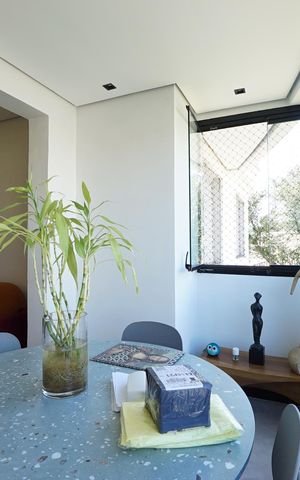 Apartamento para alugar com 81m², 3 quartos e 3 vagasVaranda
