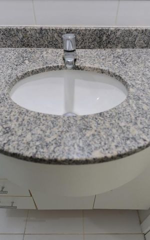 Apartamento à venda com 78m², 3 quartos e 2 vagasBanheiro do quarto 1/Banheiro social