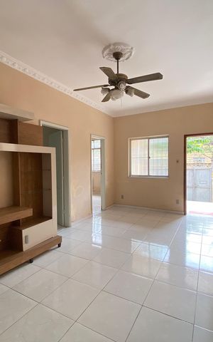 Casa à venda com 120m², 3 quartos e 1 vaga