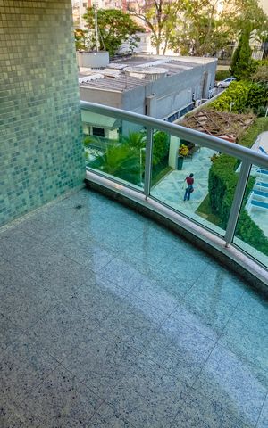 Apartamento à venda com 137m², 3 quartos e 3 vagas